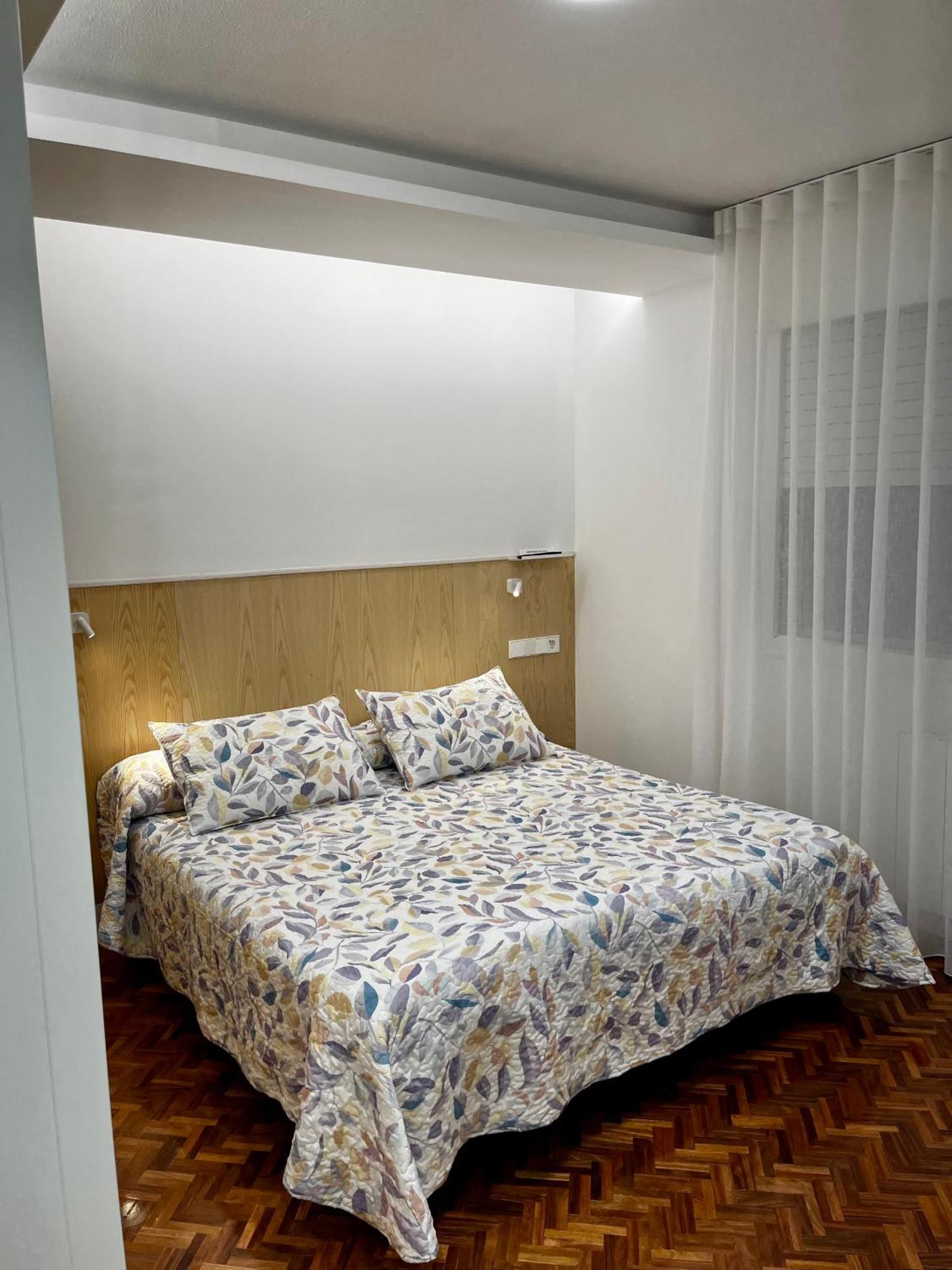 Hostal Charo II Santiago de Compostela Exterior foto