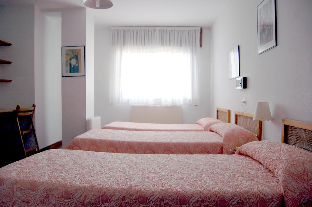Hostal Charo II Santiago de Compostela Cameră foto